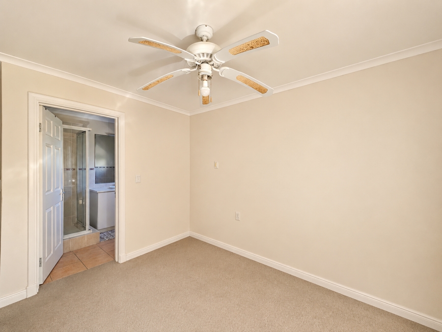 To Let 3 Bedroom Property for Rent in St Francis Bay Village Eastern Cape
